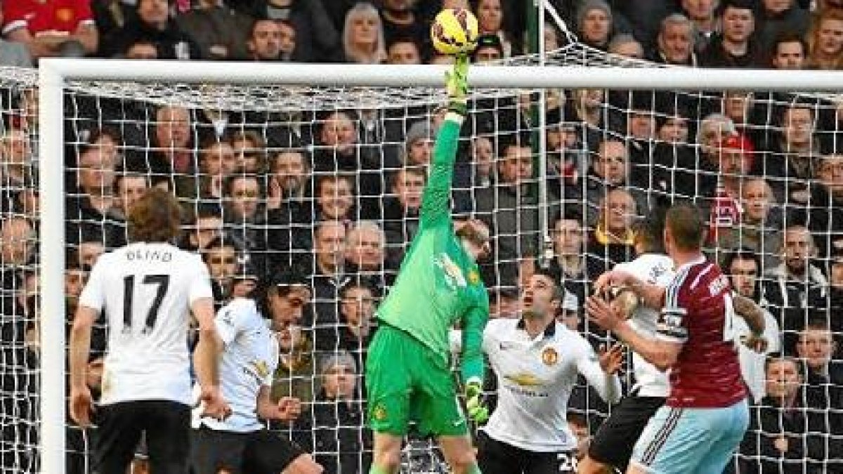 El meta del Manchester tiene la oferta de su vida.