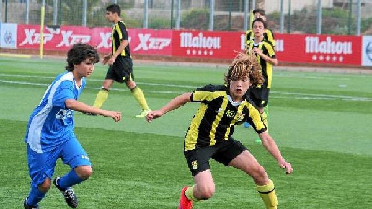 El virgitano en una jugada con su actual equipo.