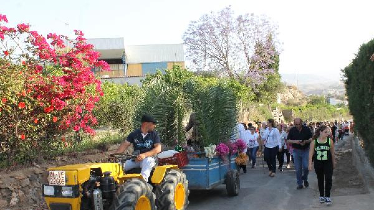 El tractor que llevó al santo más agrícola