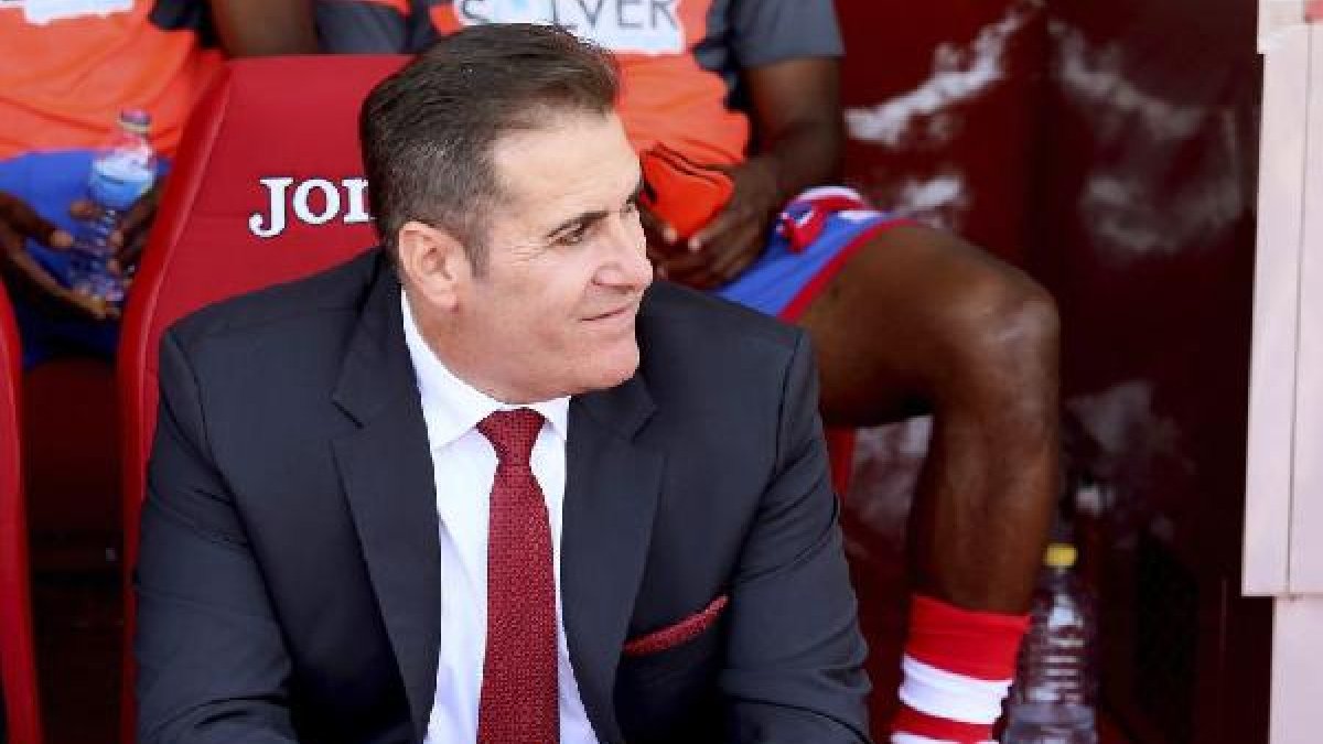 José Ramón Sandoval.