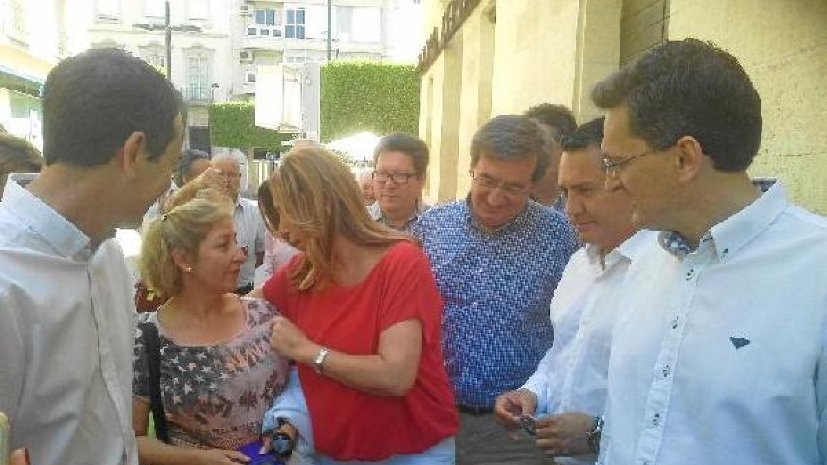 Llegada de Susana Díaz al Cervantes.
