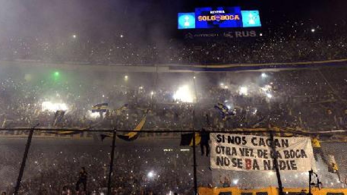 Imagen de La Bombonera en el partido Boca-River.