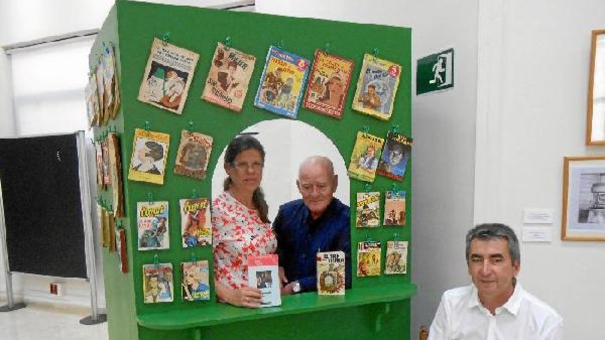 Presentación de la muestra ante los medios.