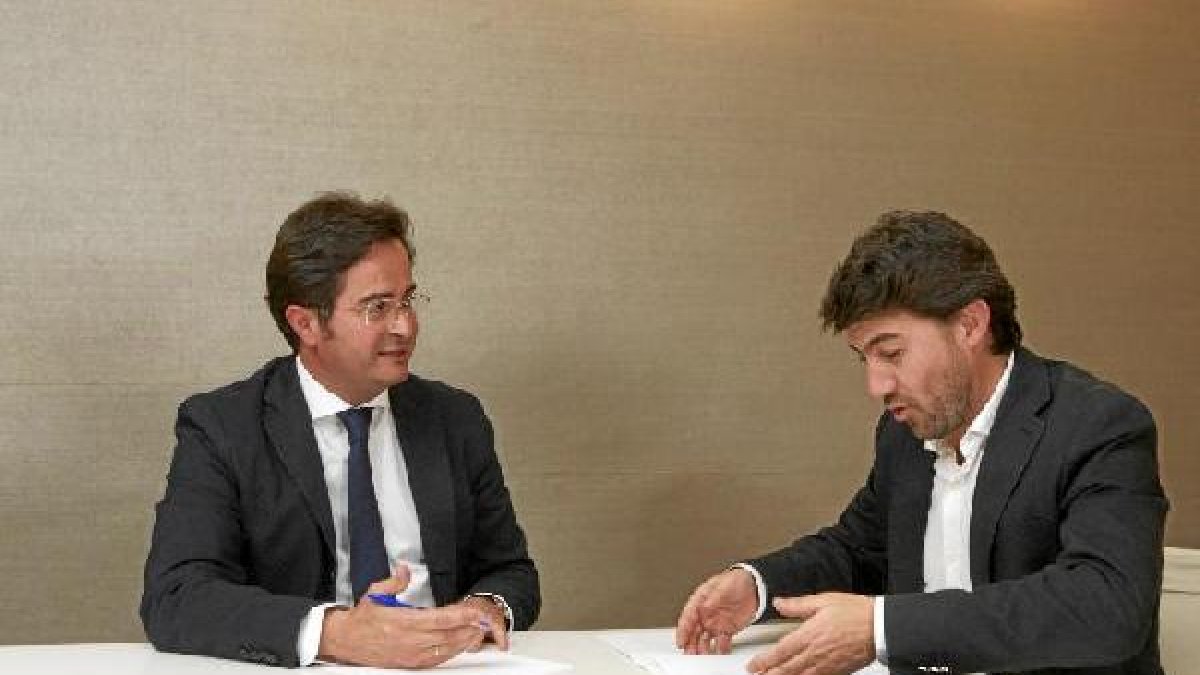 Francisco Góngora y Alberto González, actual responsable de Urbanismo.