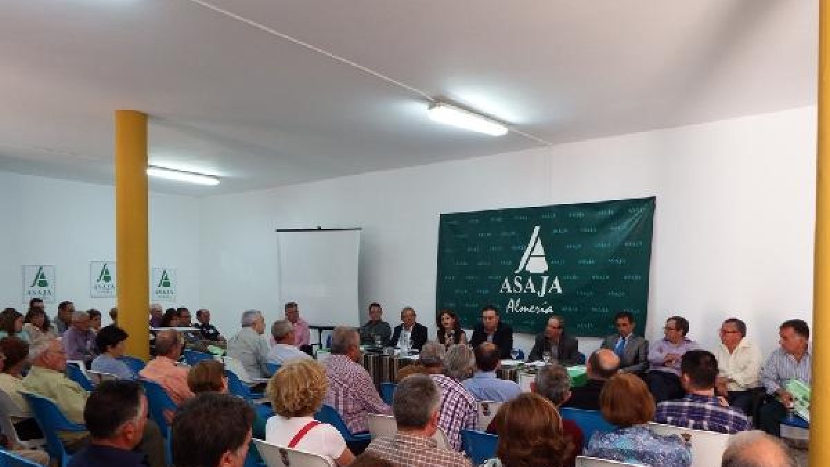 Imagen de la asamblea general celebrada por Asaja.