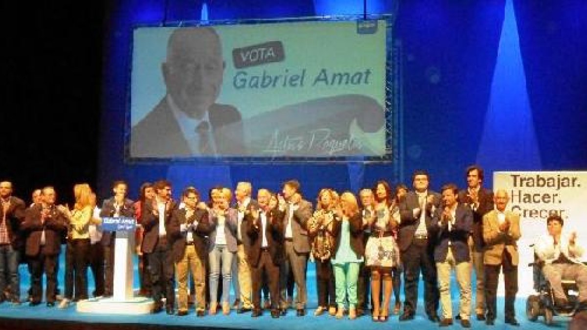 Presentación del Partido Popular de Roquetas de Mar en el teatro auditorio.
