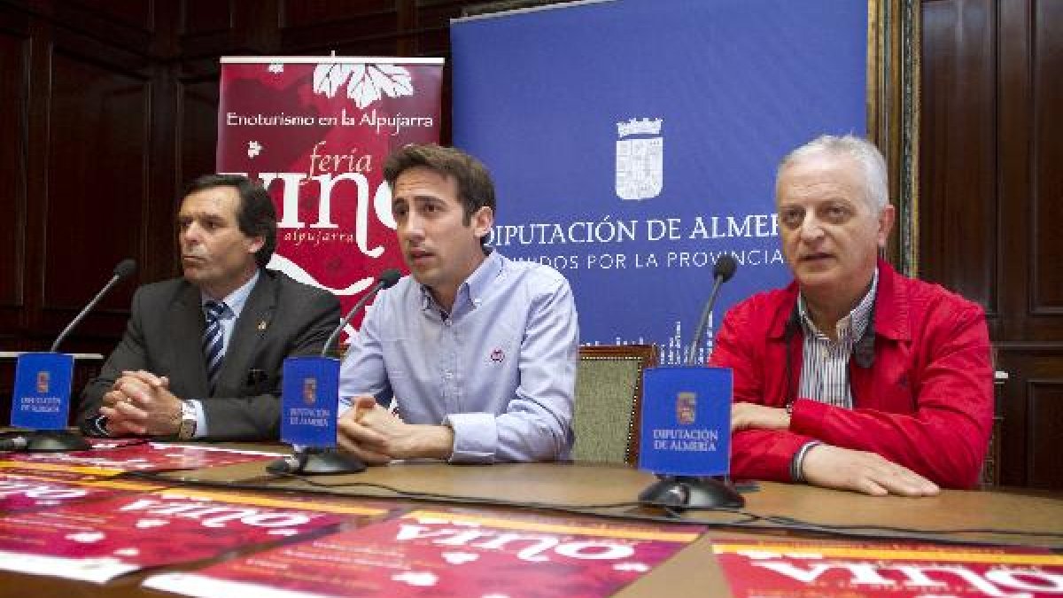 Presentación en rueda de prensa de la XI Feria del Vino de la Alpujarra.