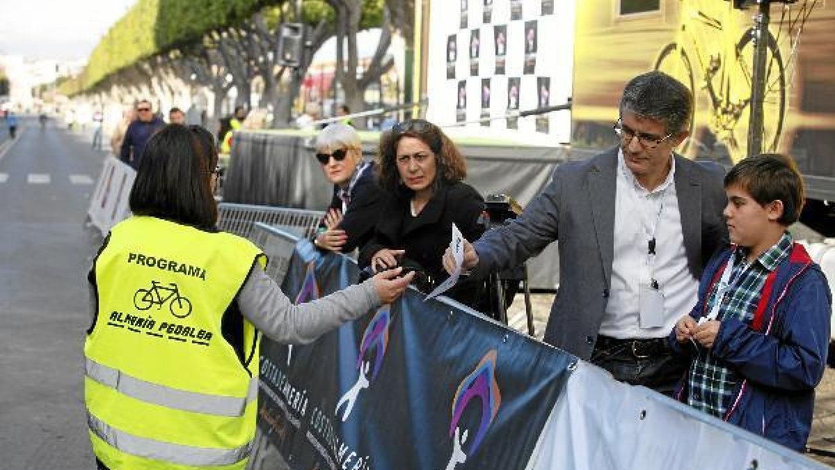 Presencia de Almería Pedalea en la pasada Clásica ciclista.