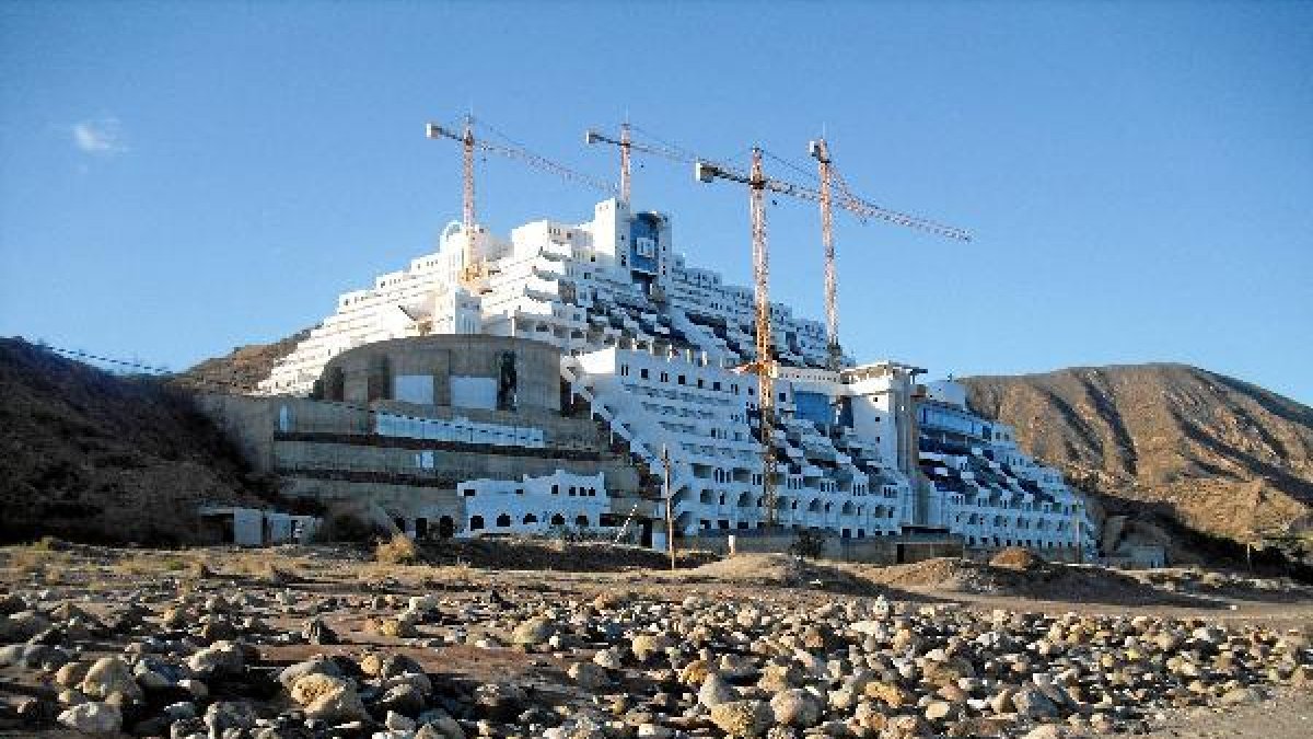 Las obras del hotel llevan años paradas.