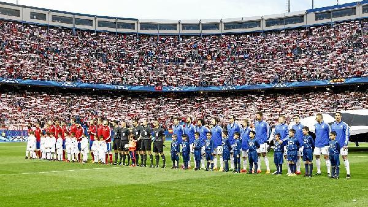 Los dos equipos hacen números para pasar a la semifinal.