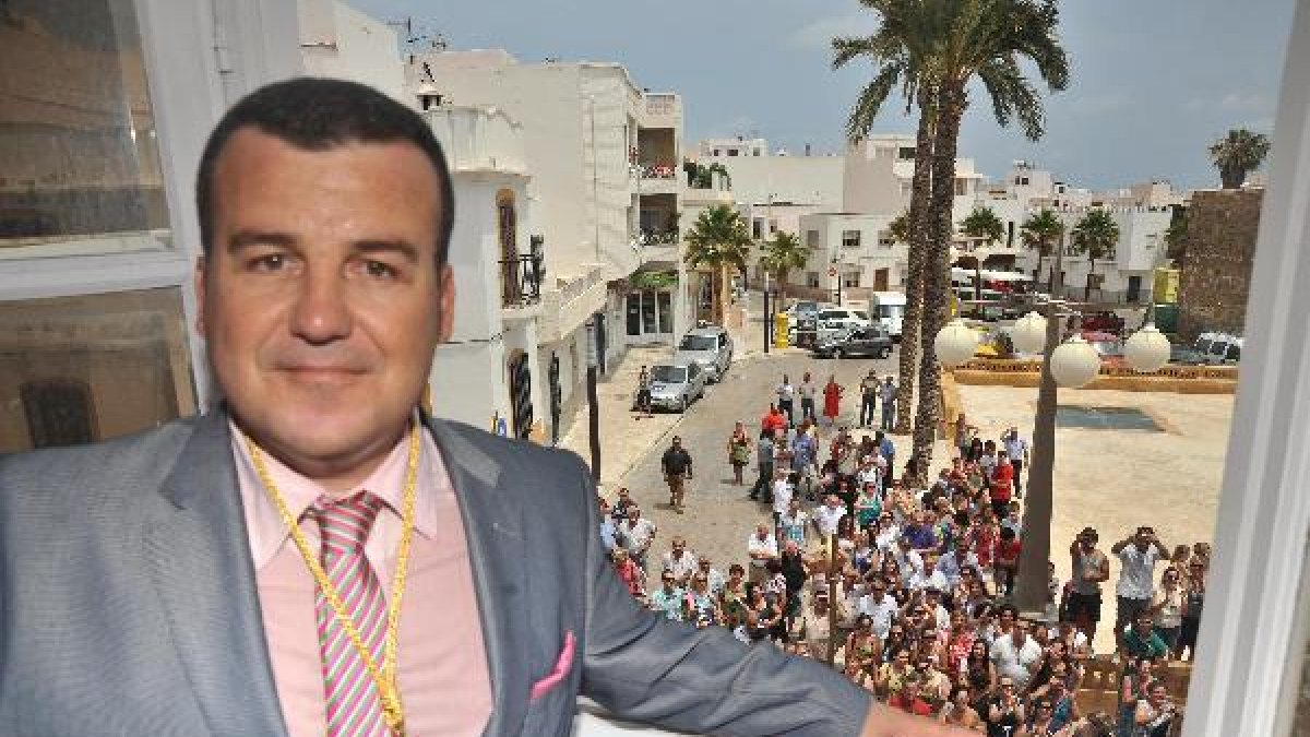 Hernández, hace casi cuatro años cuando accedió a la alcaldía