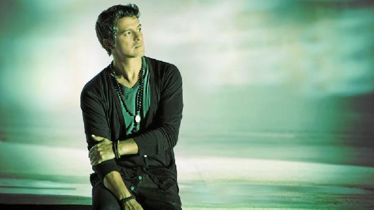 Imagen promocional de Alejandro Sanz que recalará con su esperada gira en Roquetas.