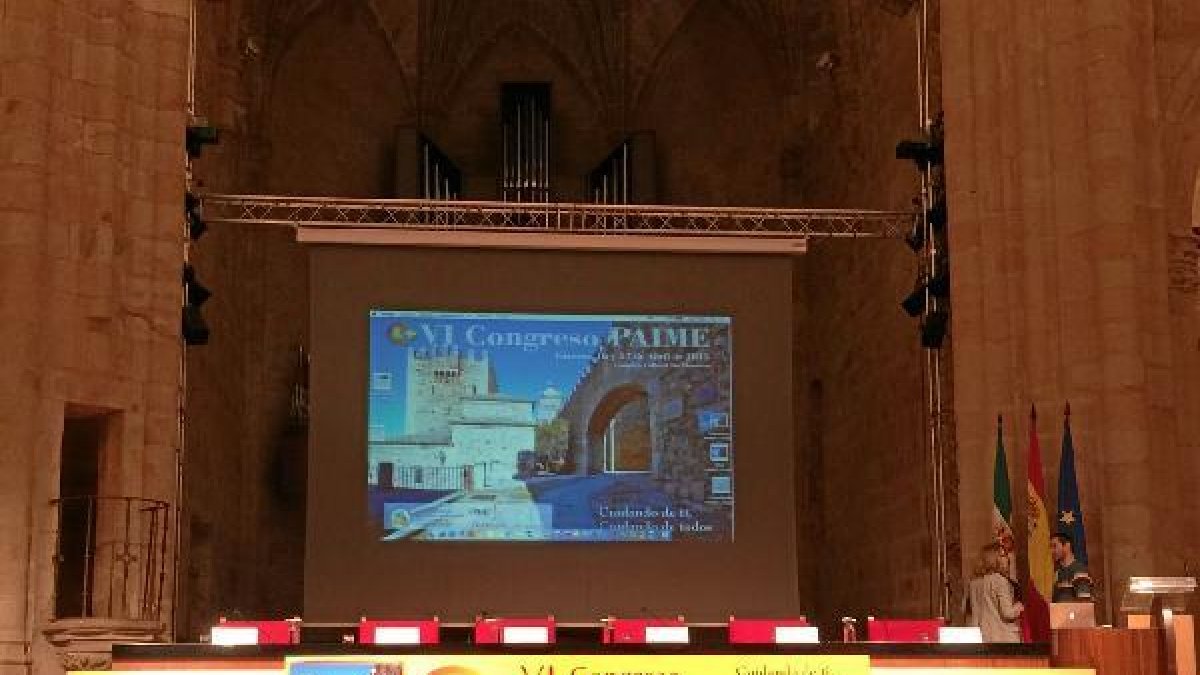 Un congreso ha reunido en Cáceres a todos los presidentes de colegios de médicos de España para abordar el tratamiento de las adicciones.