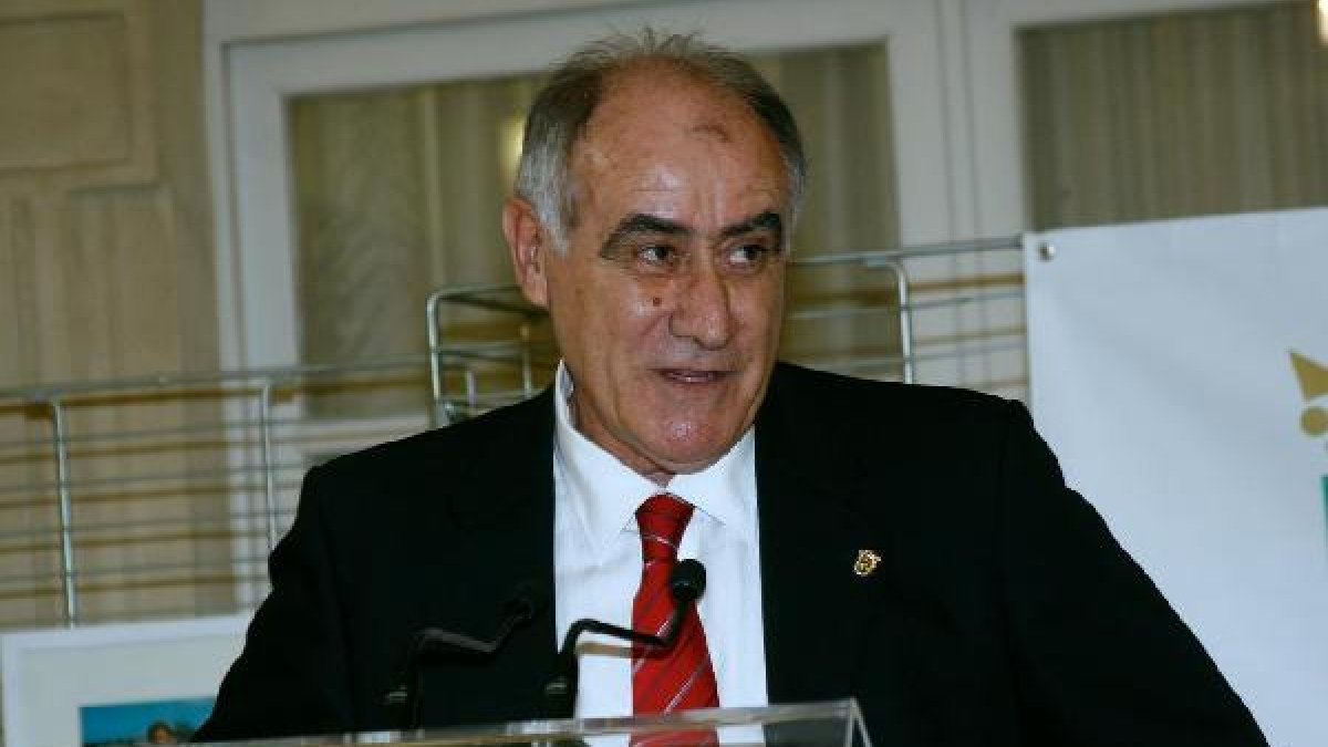 Presidente de la FAF.