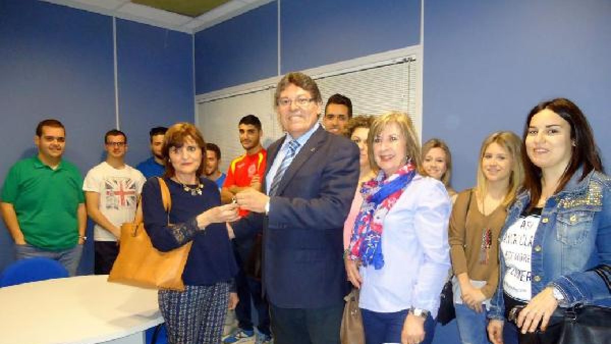 Entrega de llaves a la nueva presidenta, María Sáez