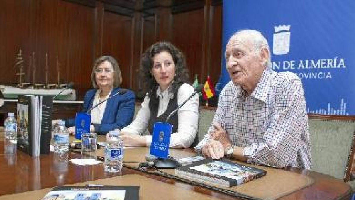 Presentación del homenaje a Dionisio Godoy esta semana en Diputación.