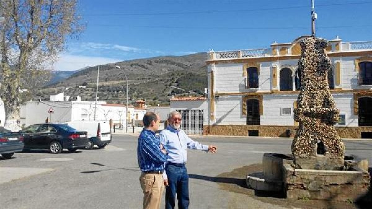 Fuente de la Plaza Maestro Barco que se remodelará..