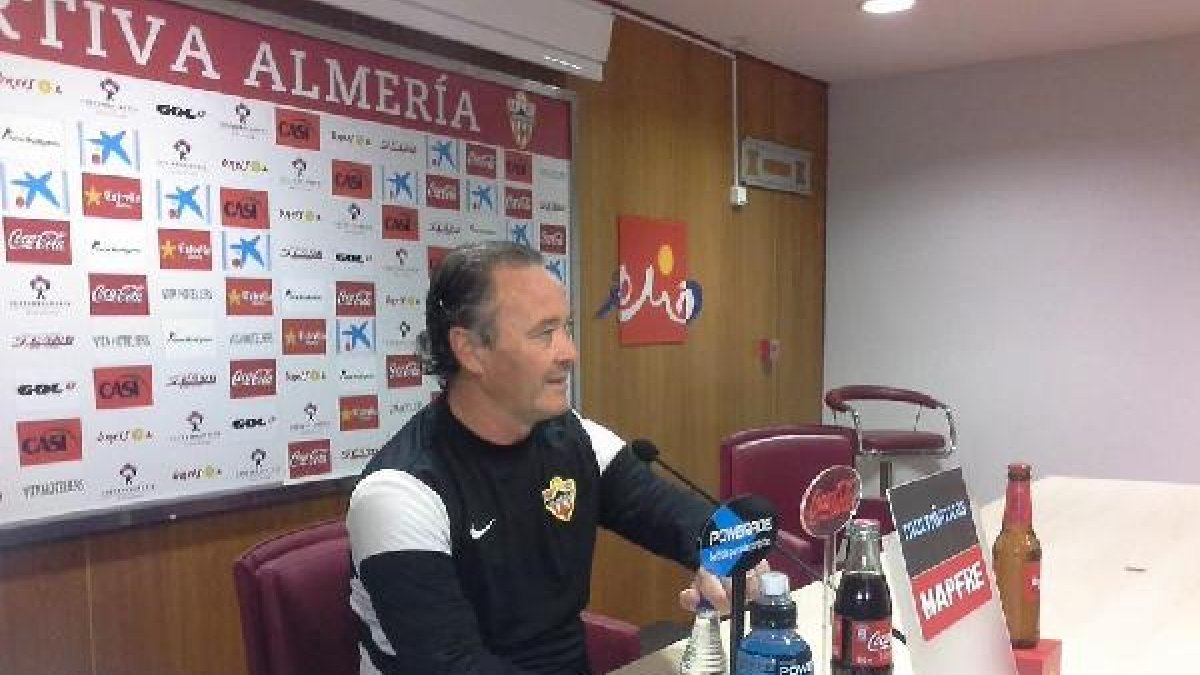 Juan Ignacio Martínez en rueda de prensa.