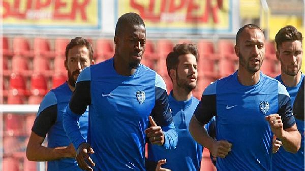Pape Diop ha vuelto al trabajo tras jugar con su selección.