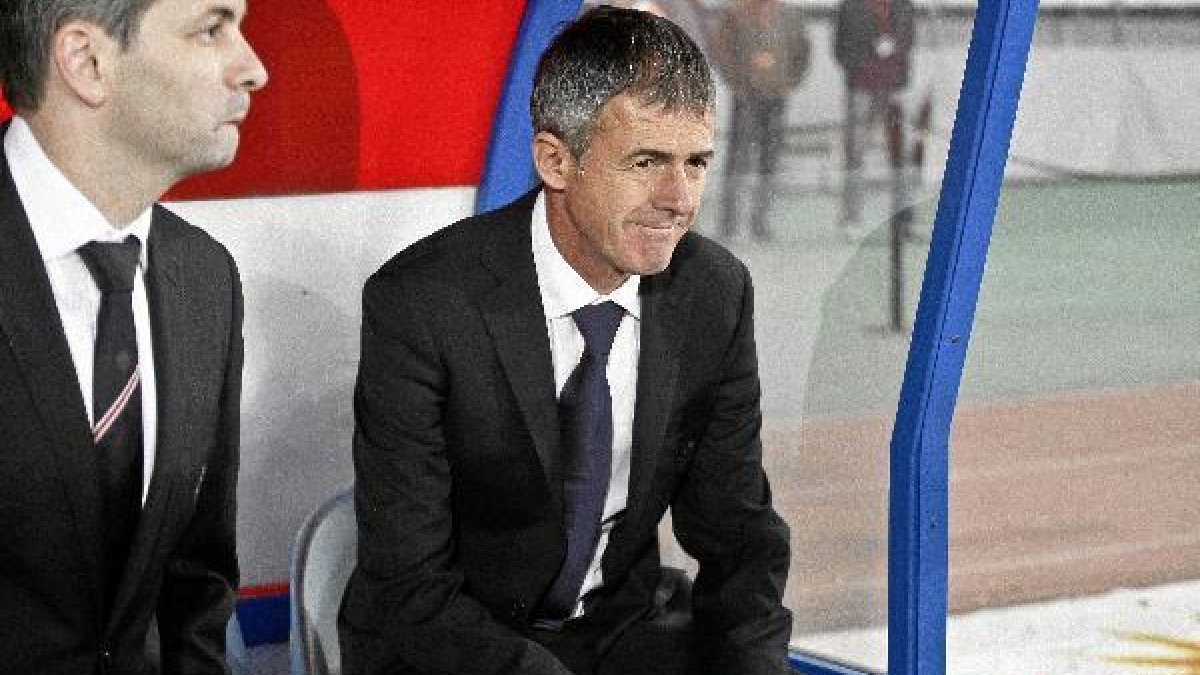 Lucas Alcaraz en su última visita al Mediterráneo con el Granada.