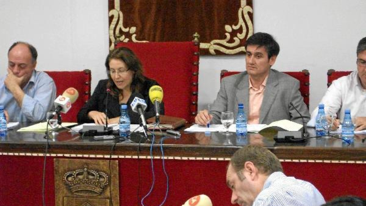 Pleno de 2010 en el que se aprobó la segunda fase.