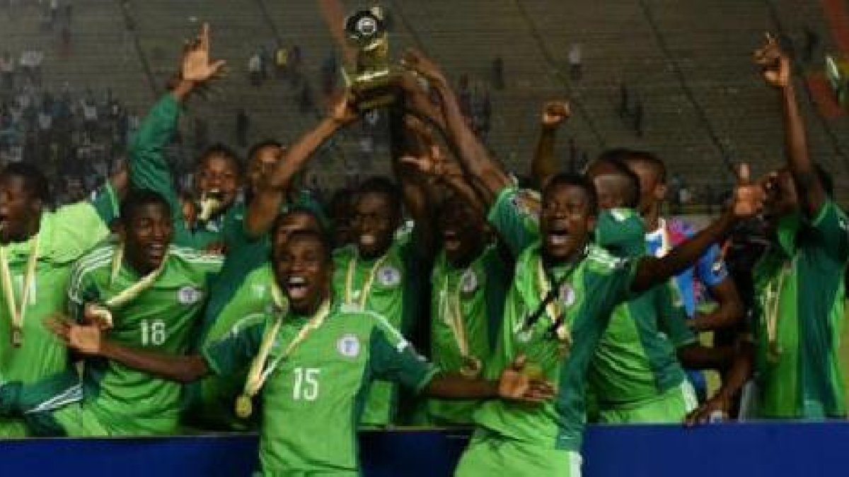 Futbolistas africanos.