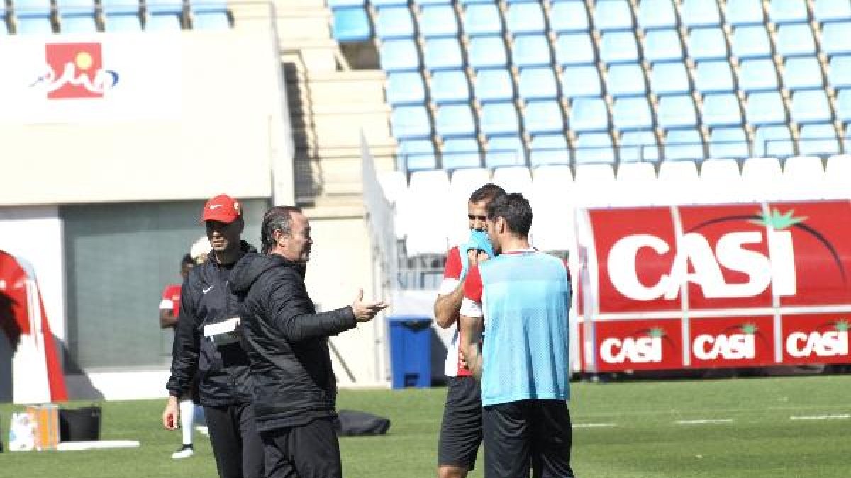 JIM da descanso a la plantilla.