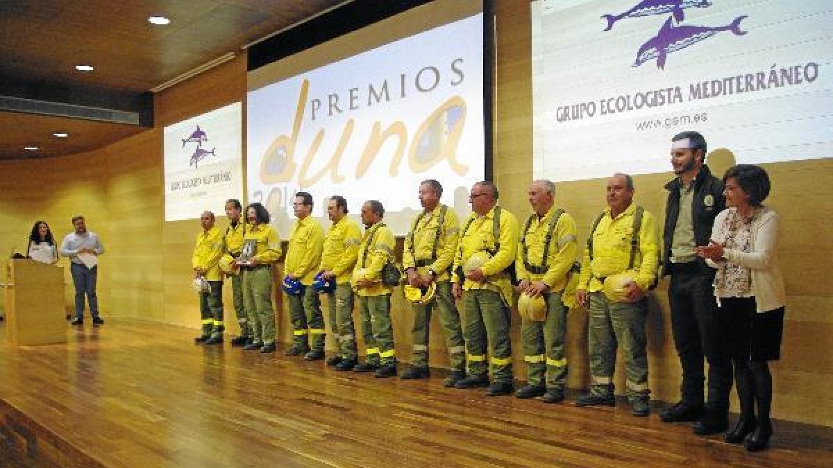 Efectivos del INFOCA reciben el premio Duna 2014