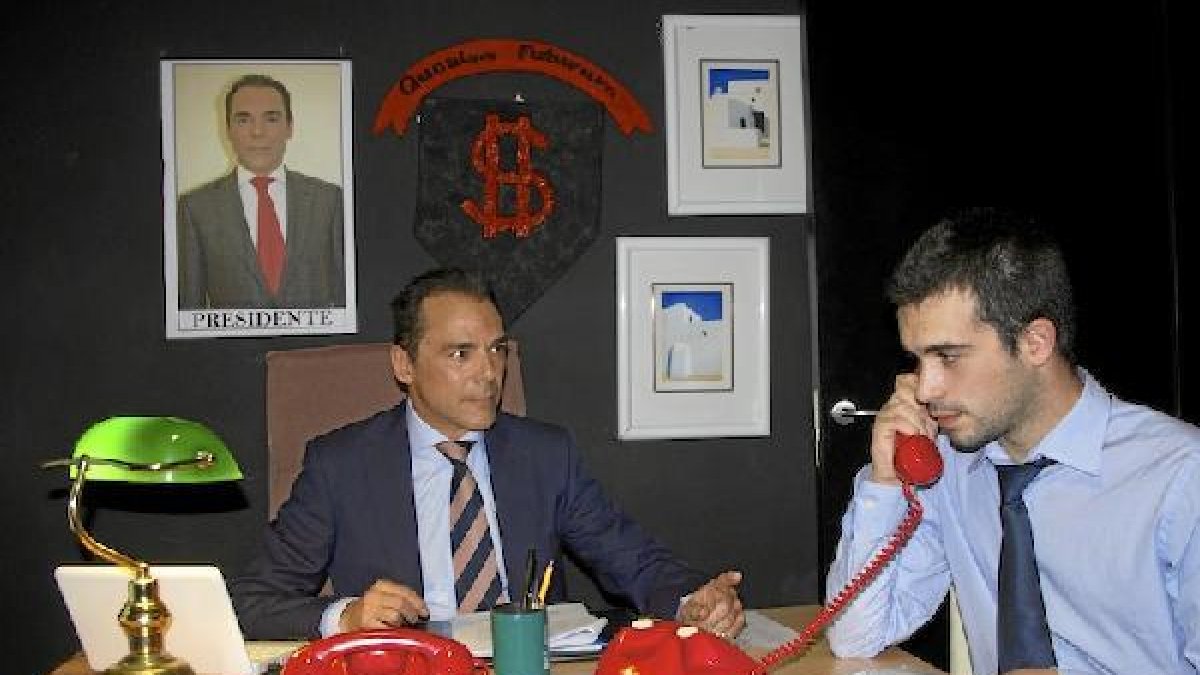 Antonio Hermosa, junto a su compañero de reparto.