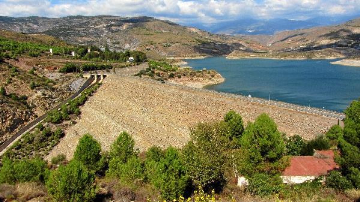 El pantano de Benínar estaba al 13% de su capacidad al inicio del año hidrológico.