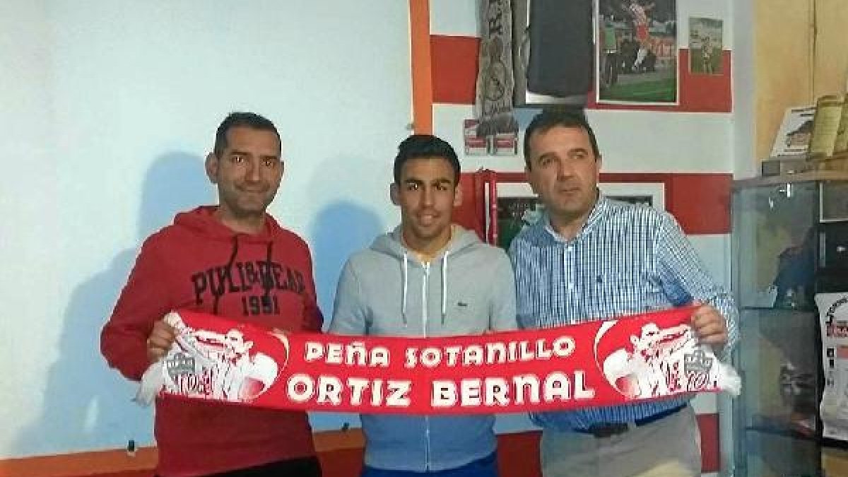 Romera con Juanjo López y Francis.