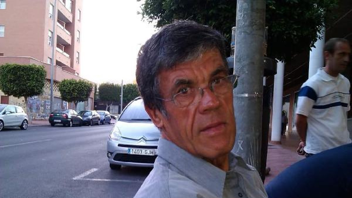 Rafael López.
