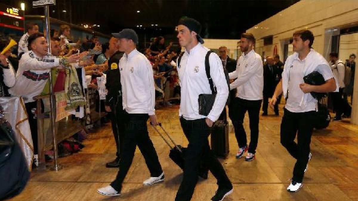 Los jugadores del Real Madrid, a su llegada a Barcelona.
