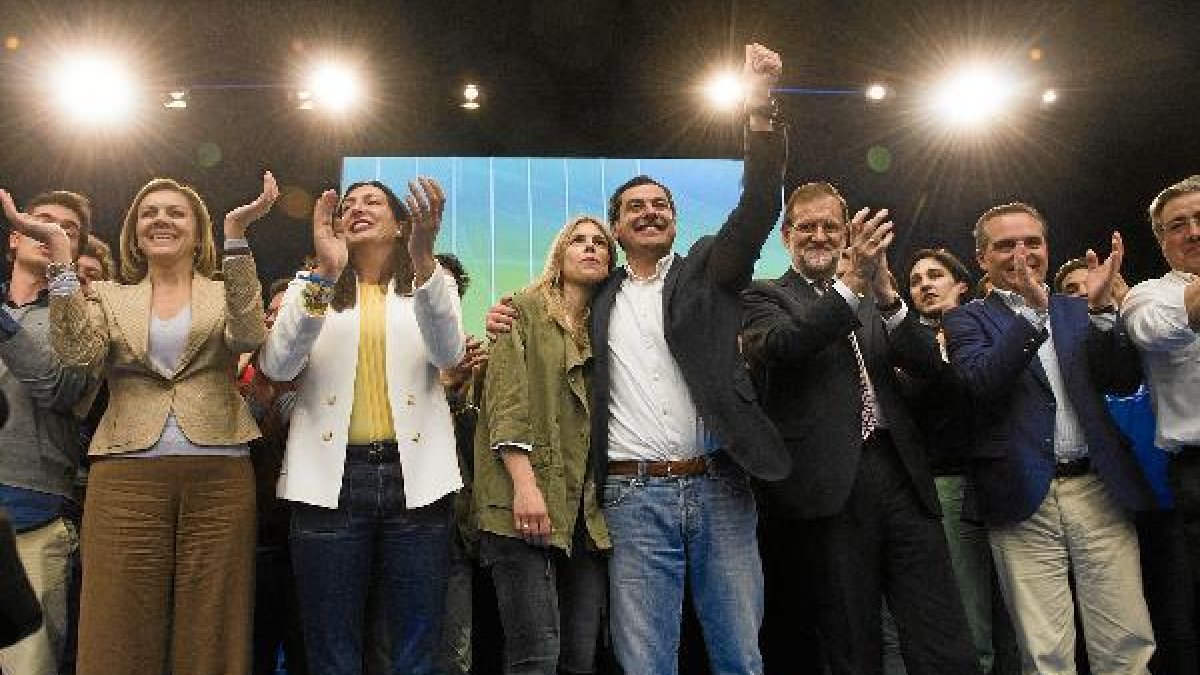 Acto fin de campaña del PP en Sevilla