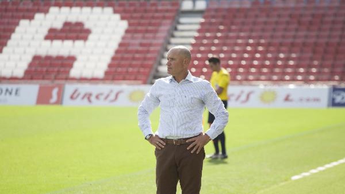Miguel Rivera, entrenador del Almería B.