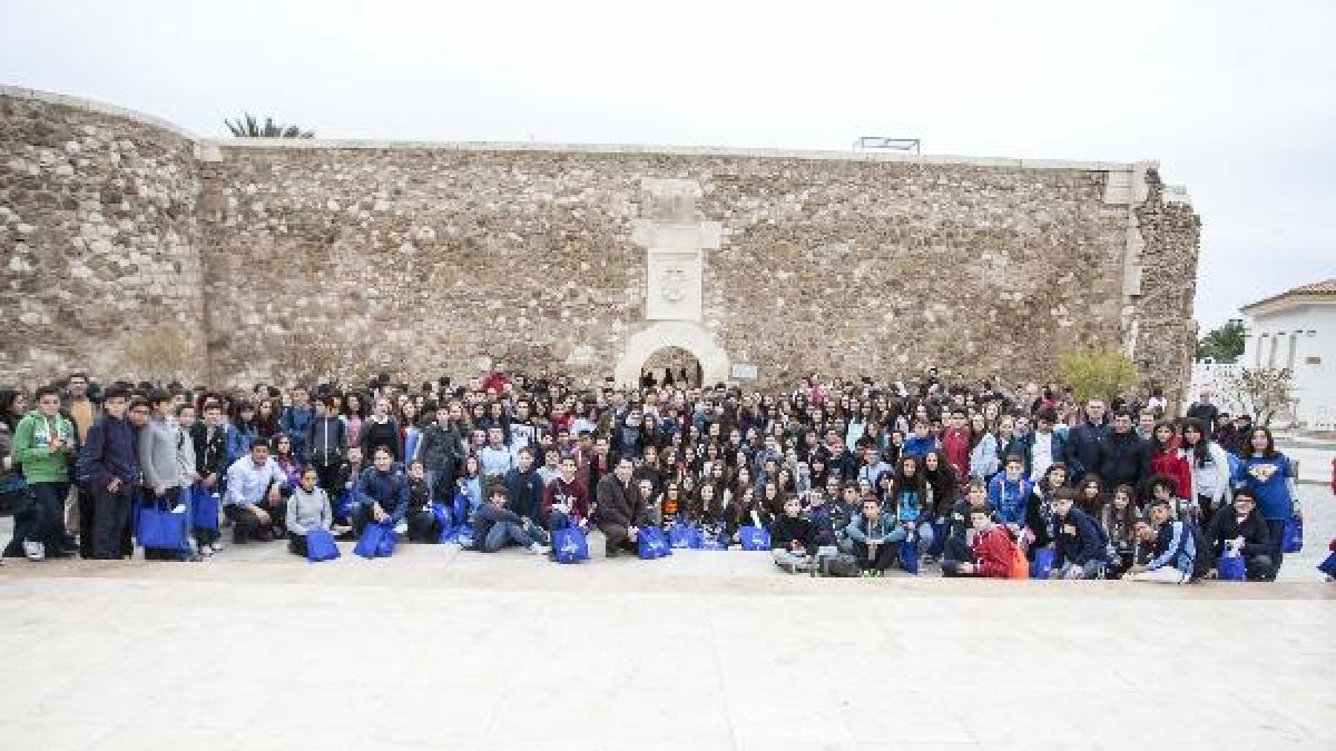 La mayoría de los alumnos, que acabaron la jornada en el Castillo de San Andrés