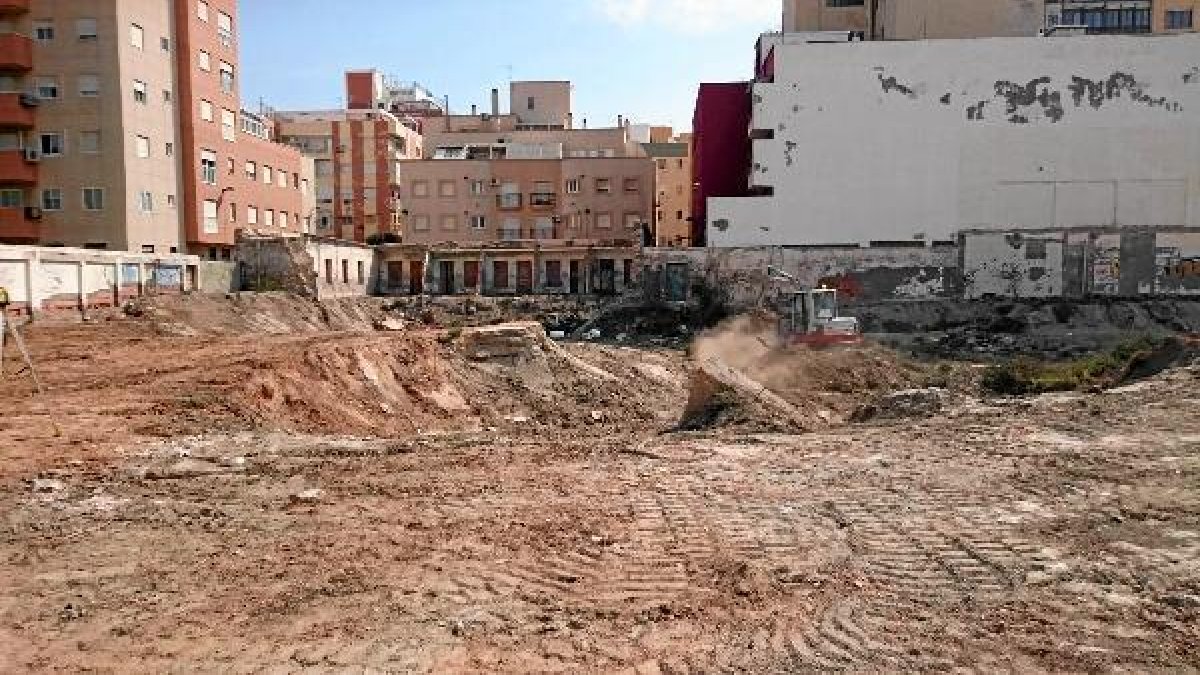 Imagen de la explanación del terreno en el solar de la antigua Villa Pepita