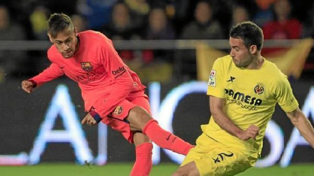 Mario Gaspar está en la agenda del Barcelona.