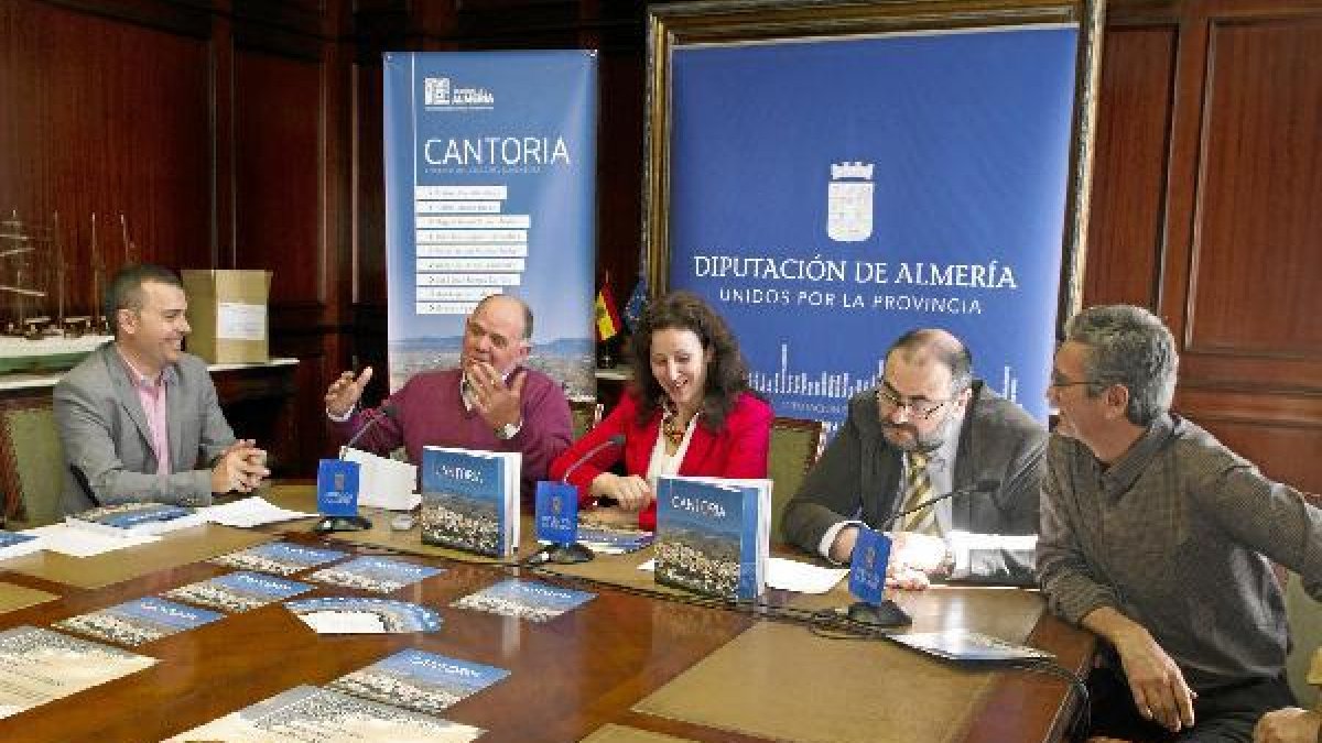Presentación a los medios del libro que el IEA ha dedicado a Cantoria.