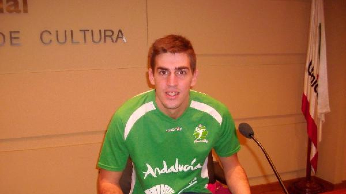 Jorge Almansa.