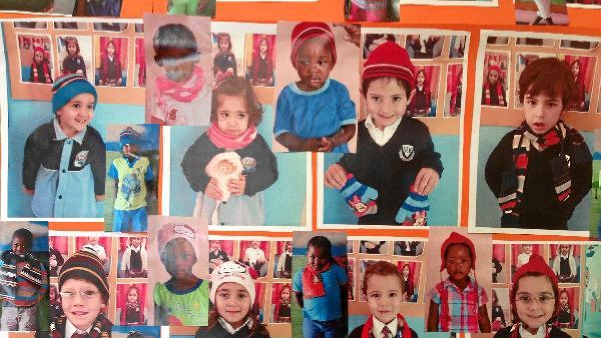 Los almerienses y los sudafricanos con los mismos gorros, guantes y bufandas