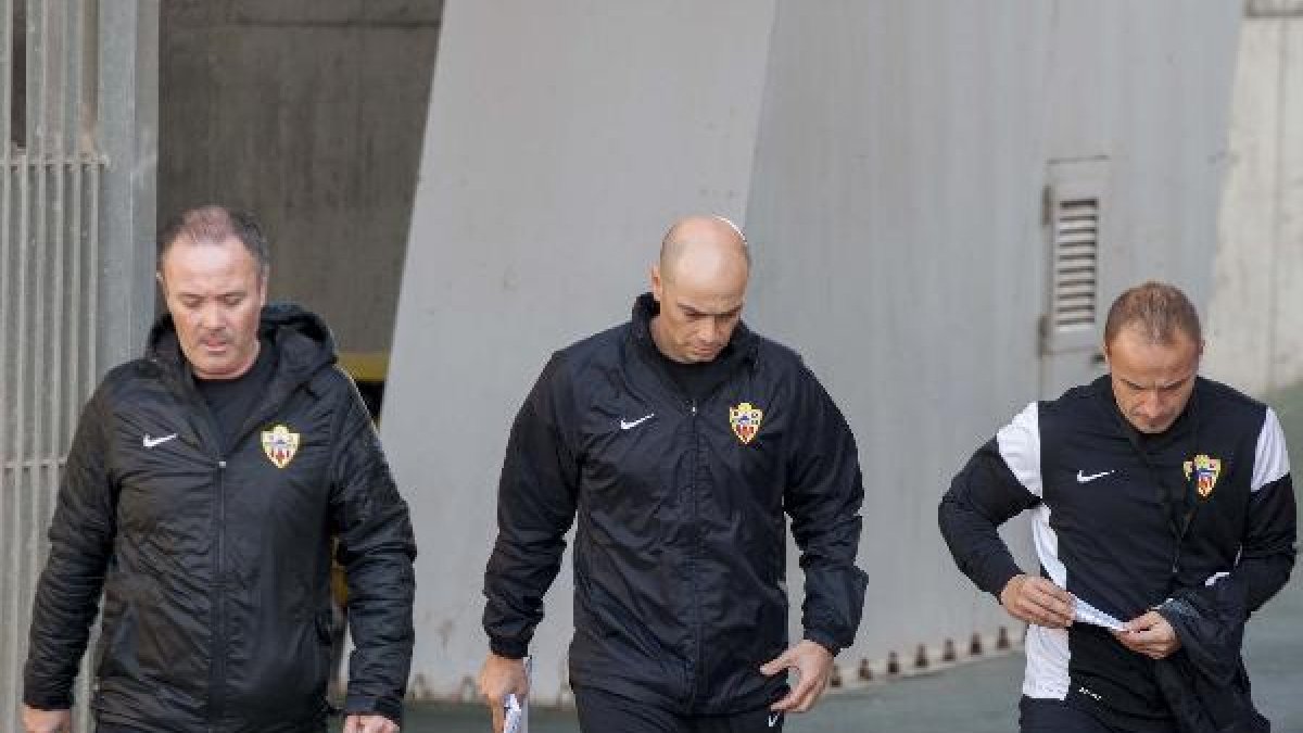 JIM y sus ayudantes.