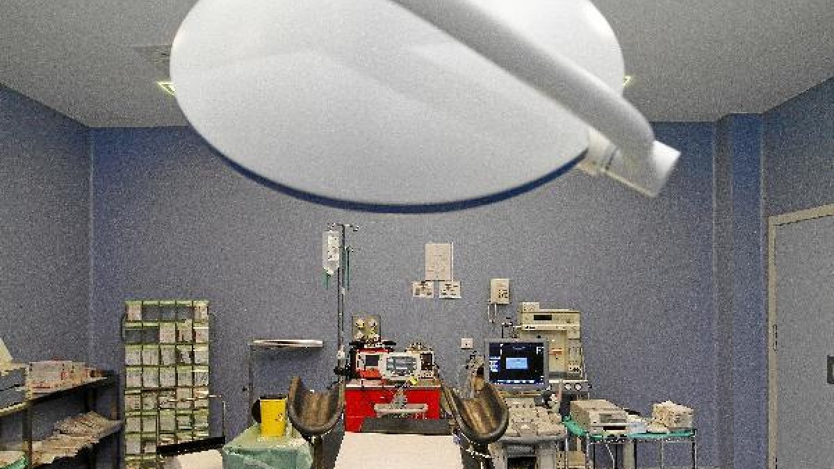 Paritorio preparado para atender un parto, en un centro hospitalario almeriense.