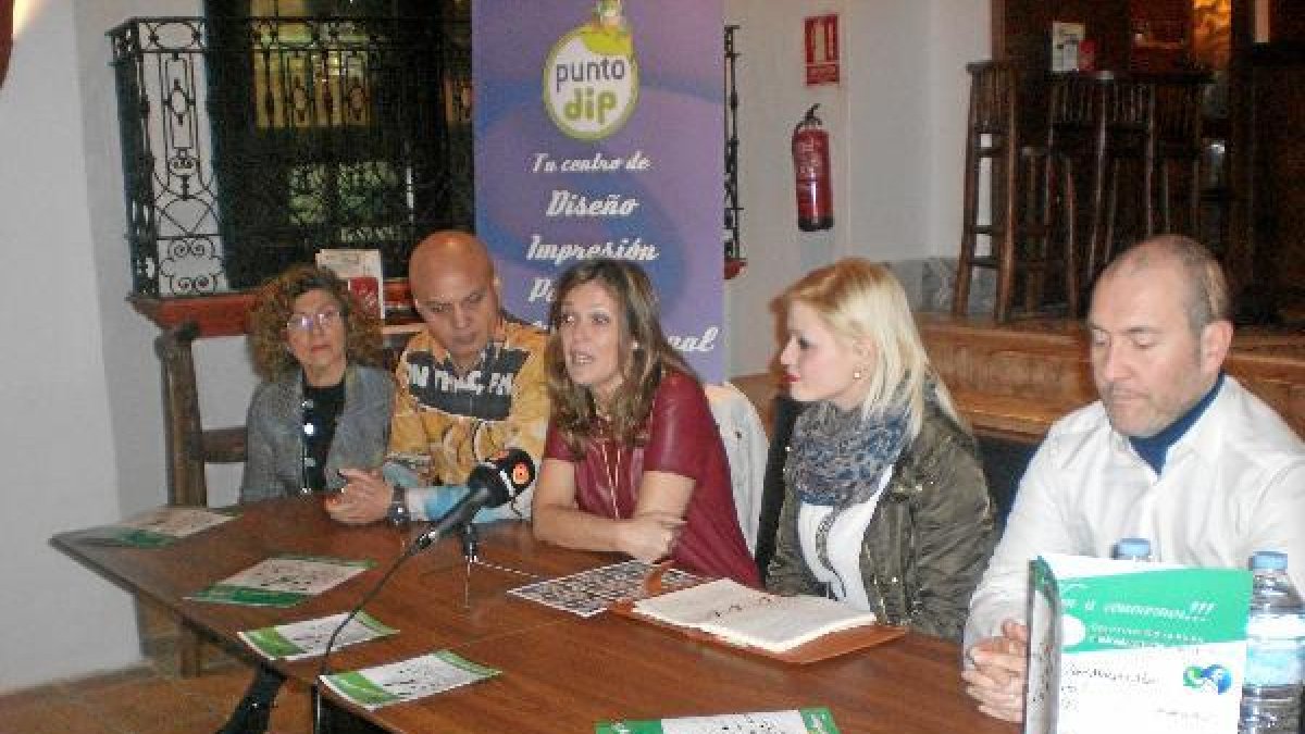 Presentación de la pasarela, esta mañana.