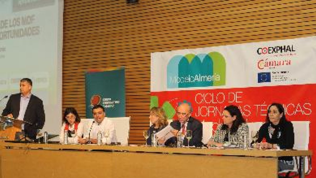 La jornada contó con la participación de profesionales en el ámbito de los fitosanitarios.