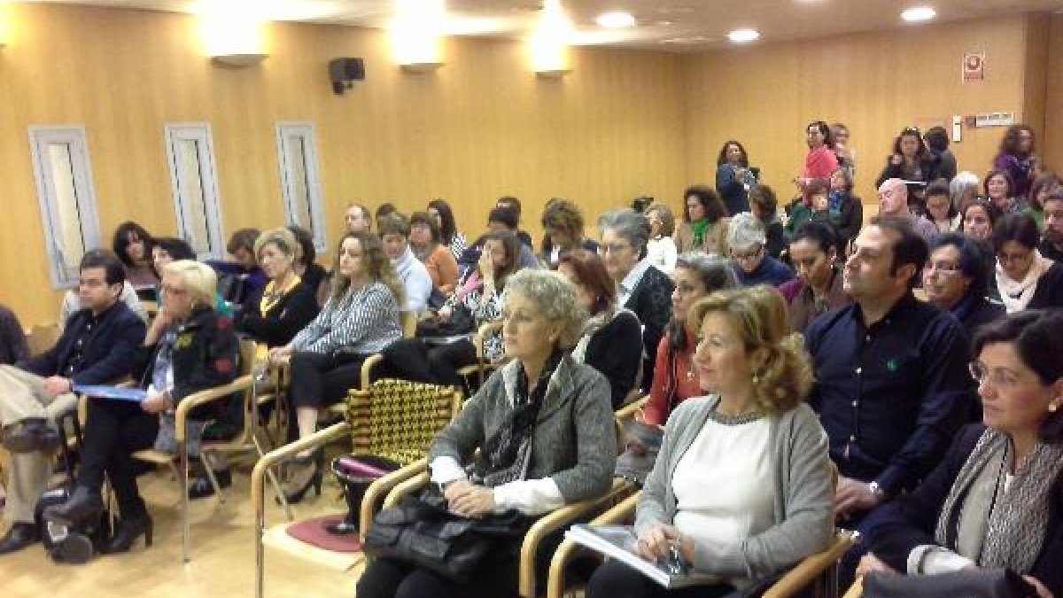 Reunión del programa Al Lado del ELA en la delegación de Salud.