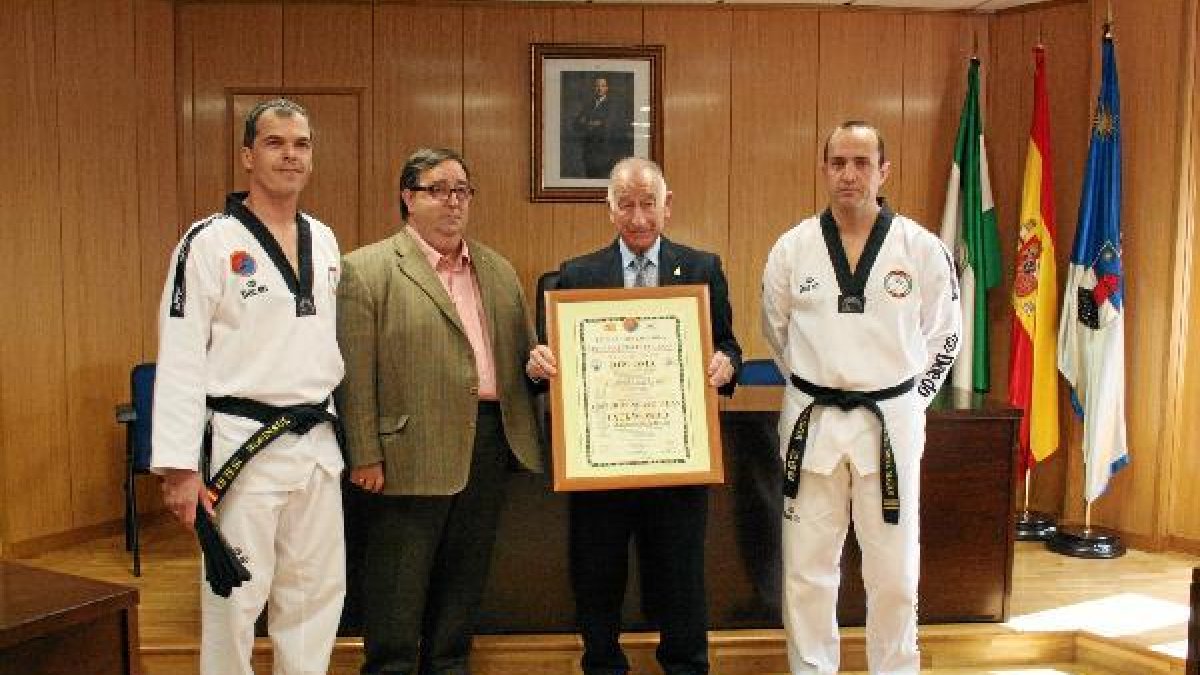 Gabriel Amat y José Juan Rubí presidieron el acto.