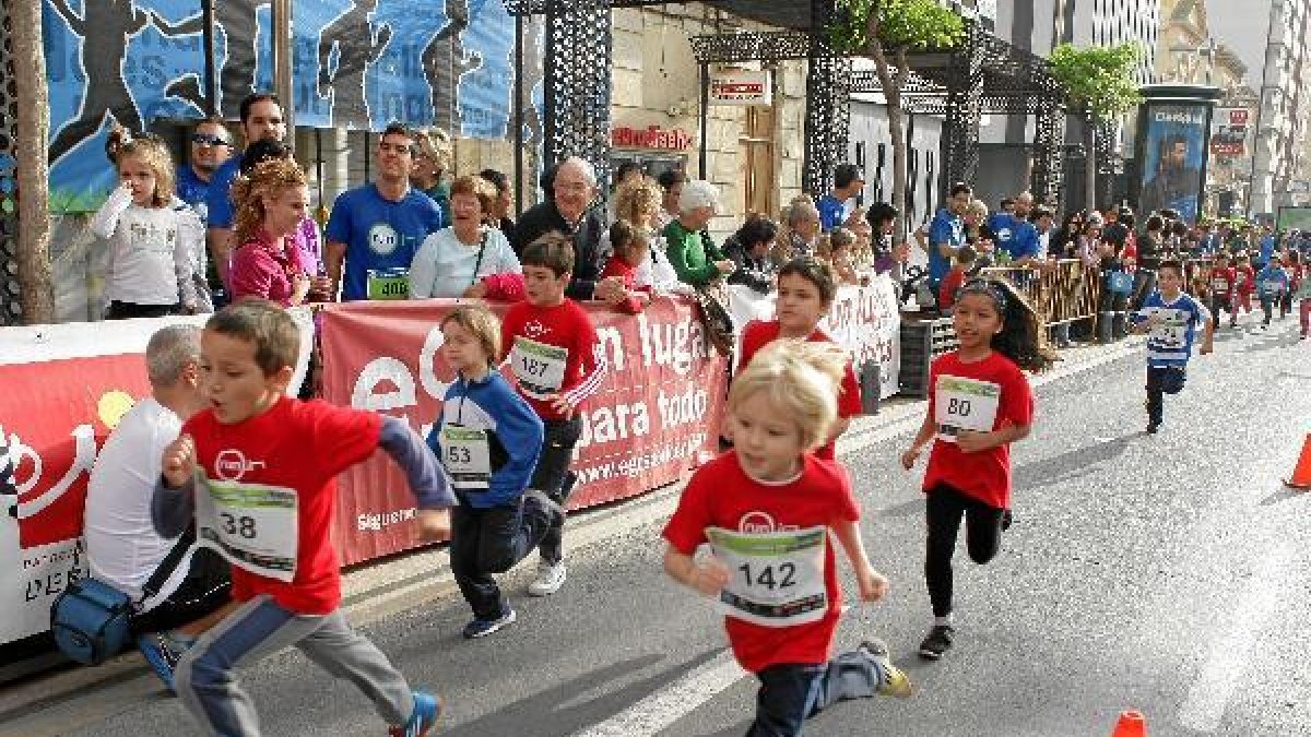 Los más pequeños abrirán una jornada de deporte saludable.