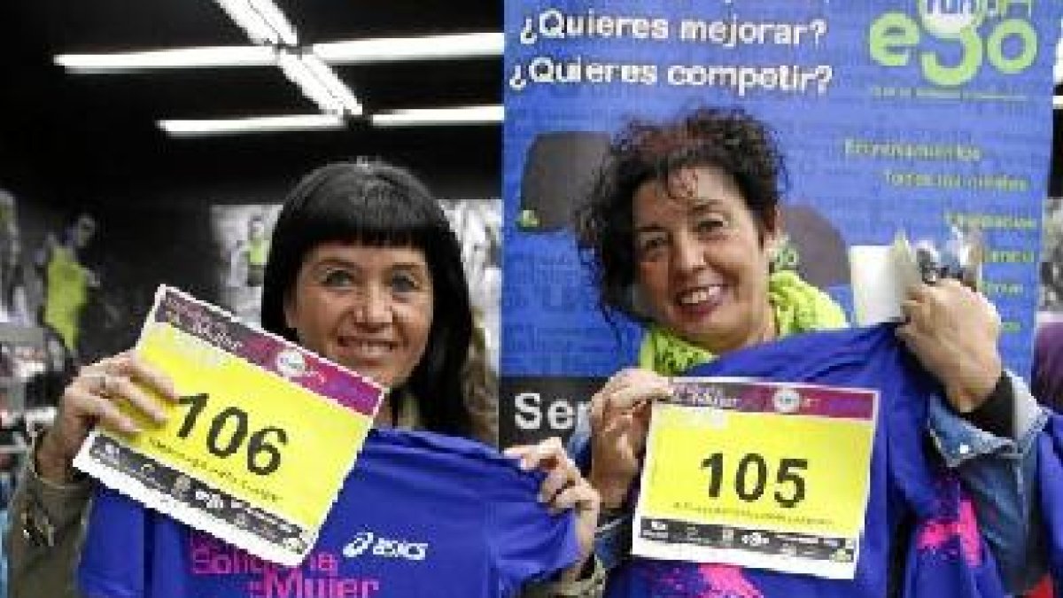 Ellas se preparan para vivir una jornada de deporte solidario.