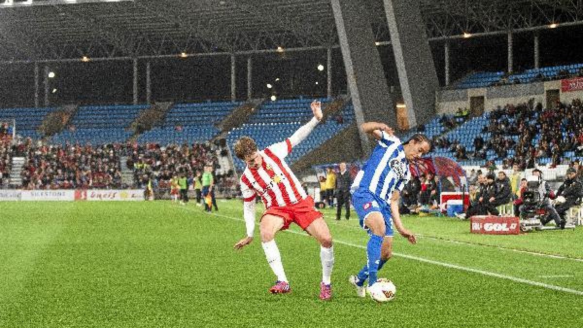 Juan Ignacio tardó en hacer el cambio de Thievy y casi le cuesta el partido.